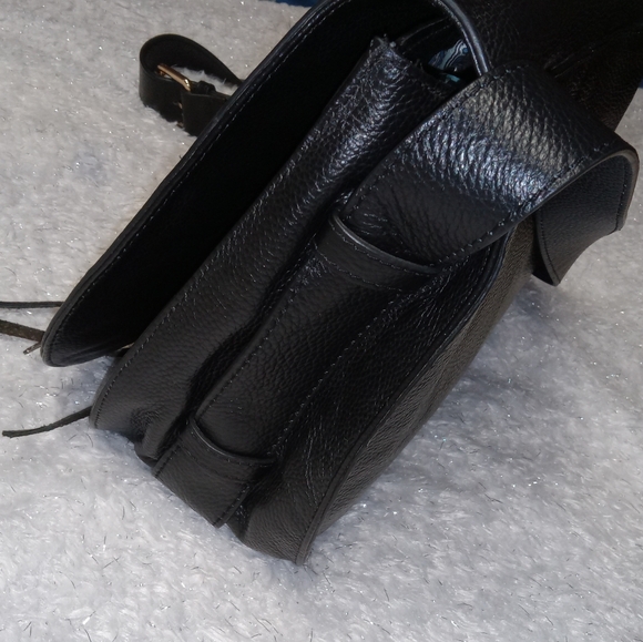 Violetta Beautiful Black Pebbeled Leather Crossbody Satchel Excellent Condion - Picture 8 of 12